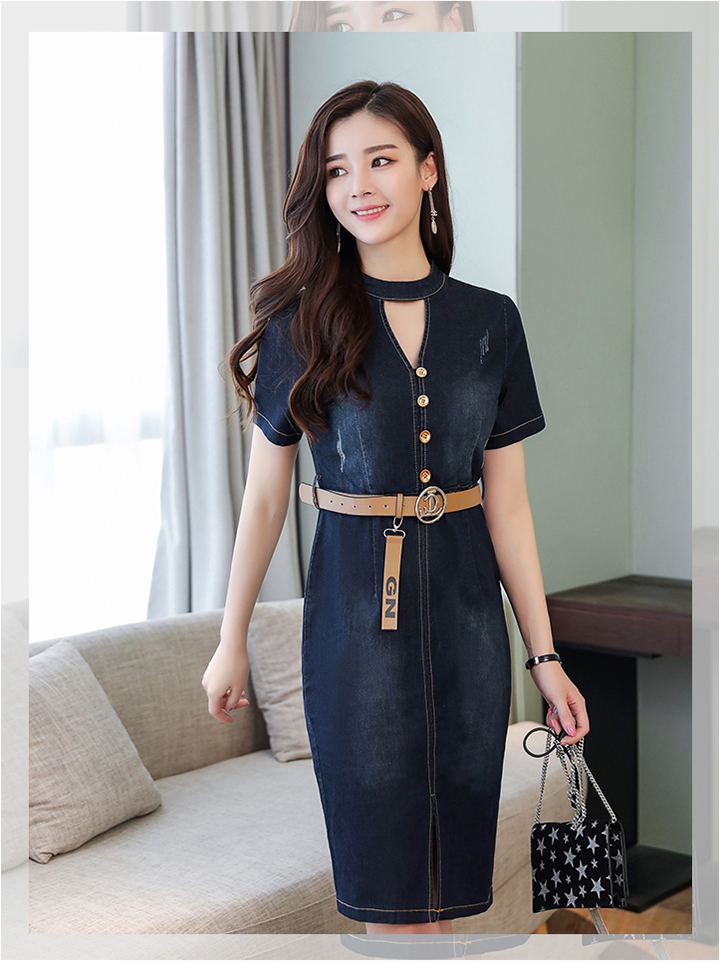 ĐẦM JEAN BODY KHOÉT CỔ ĐÍNH NÚT
